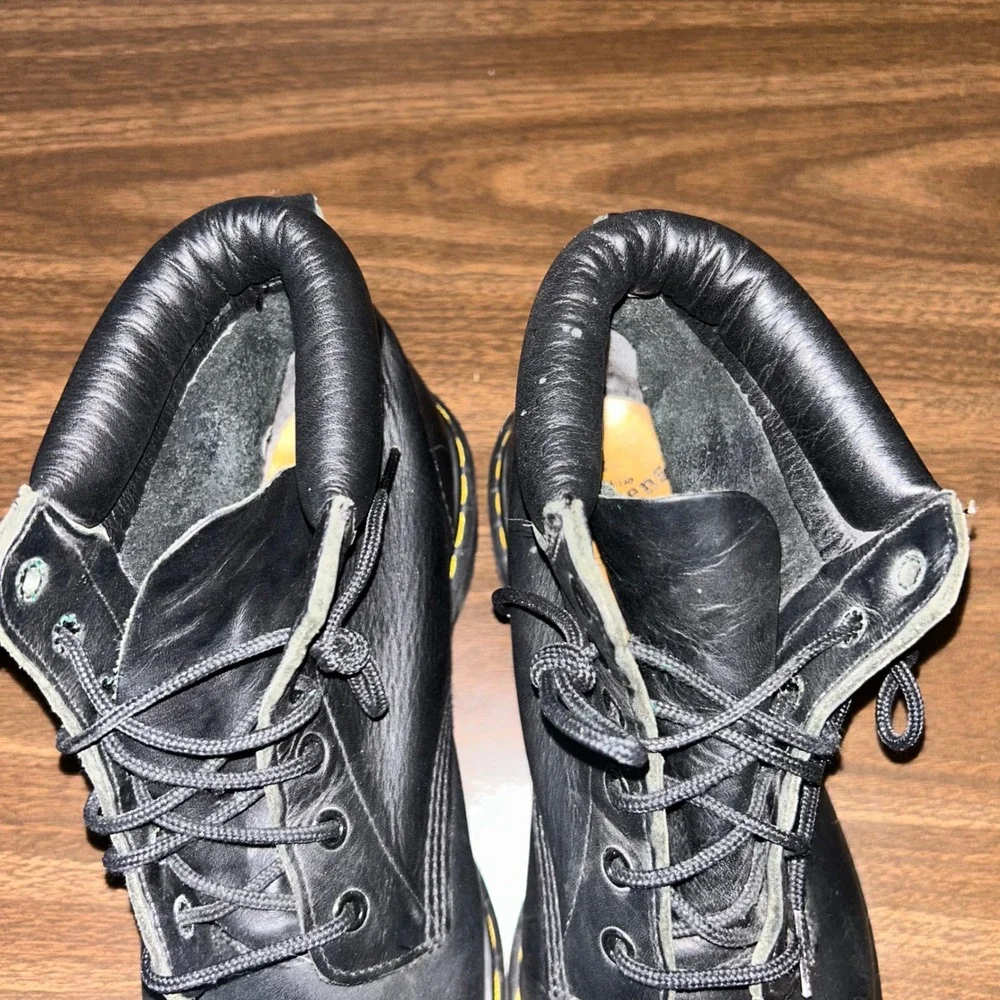 Dr. Martens 939 6-Eye Boot Made in England Mens Size 8 Black Leather AirWair Lug